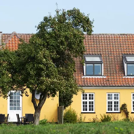 Semesterbostad Sondergard *